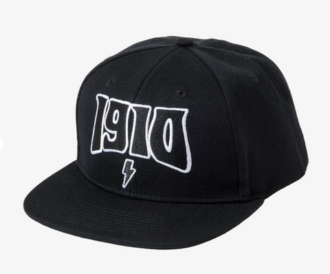 Skewed Roberta 5 Panel Snapback Hat - Black